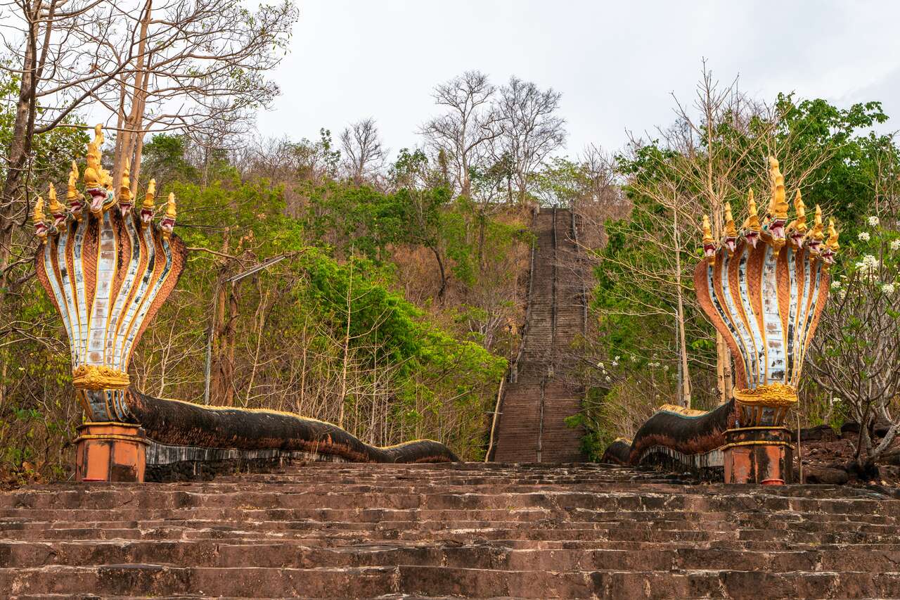 Photograph the festive spirit of Pakse’s traditions